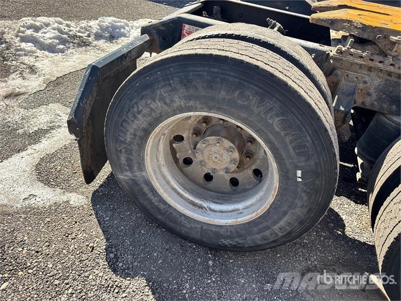 Volvo VNL Tahače