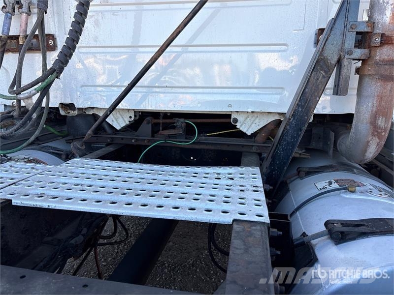 Volvo VNL Τράκτορες