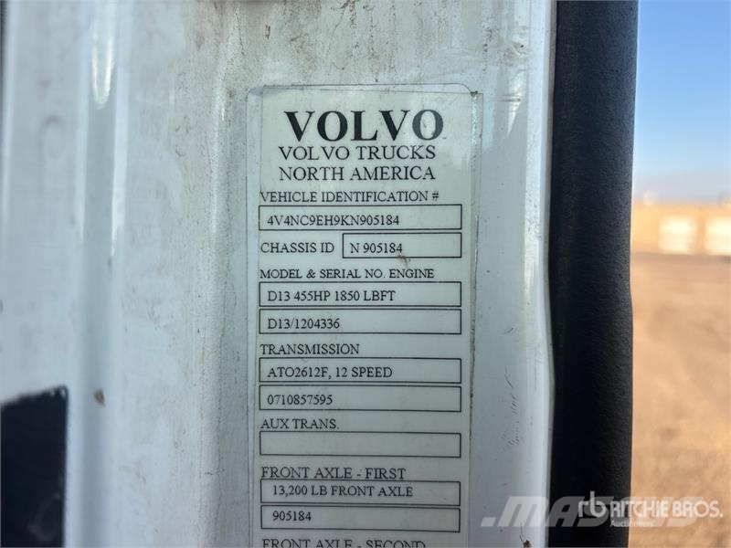 Volvo VNL Vilcēji