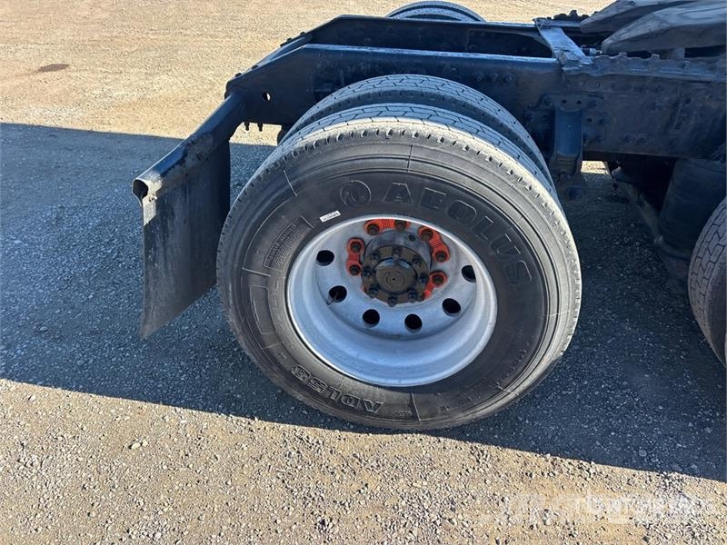 Volvo VNL Traktorske jedinice
