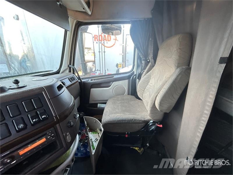 Volvo VNL Vilcēji