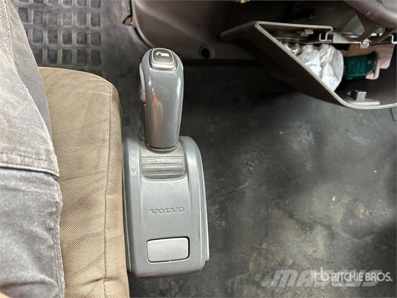 Volvo VNL Sattelzugmaschinen
