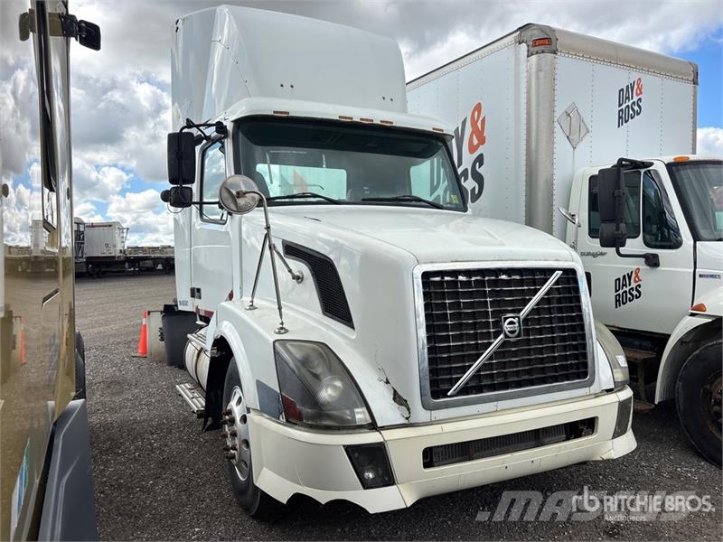 Volvo VNL Tracteur routier