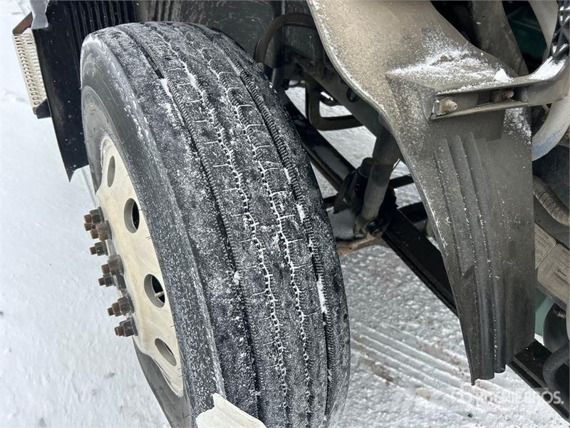 Volvo VNL Tegljači