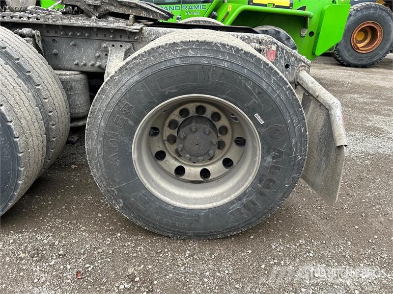 Volvo VNL Cavalos mecânicos