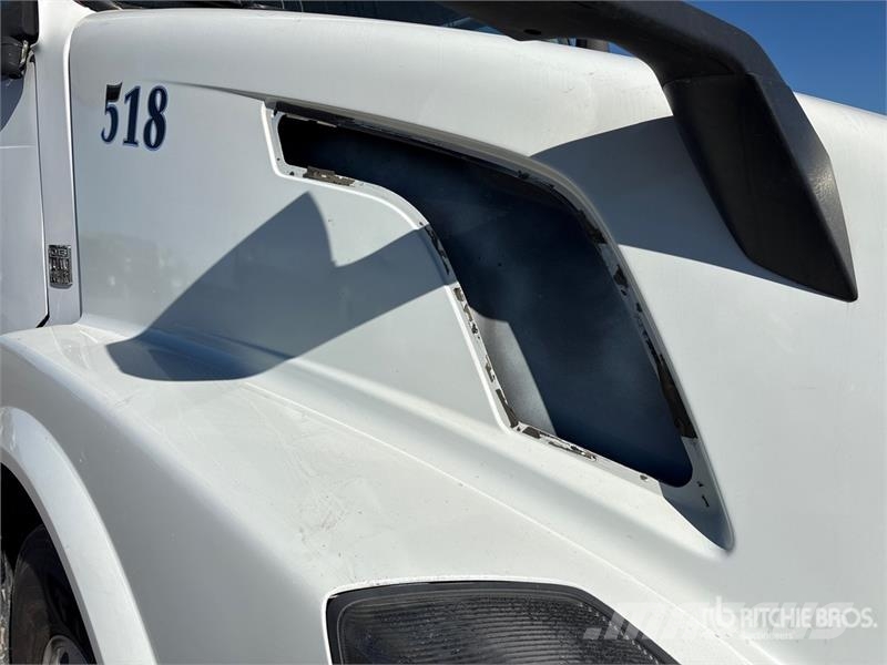 Volvo VNL Τράκτορες