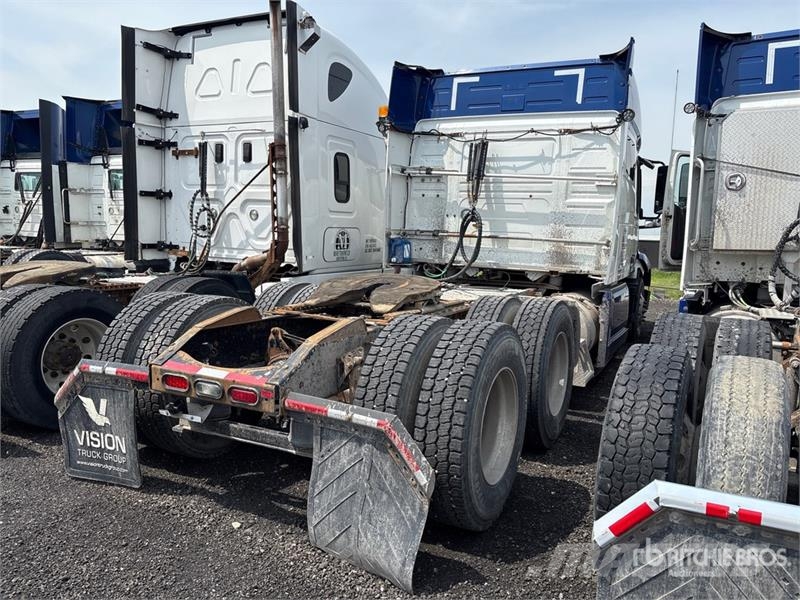 Volvo VNL Tractor Units