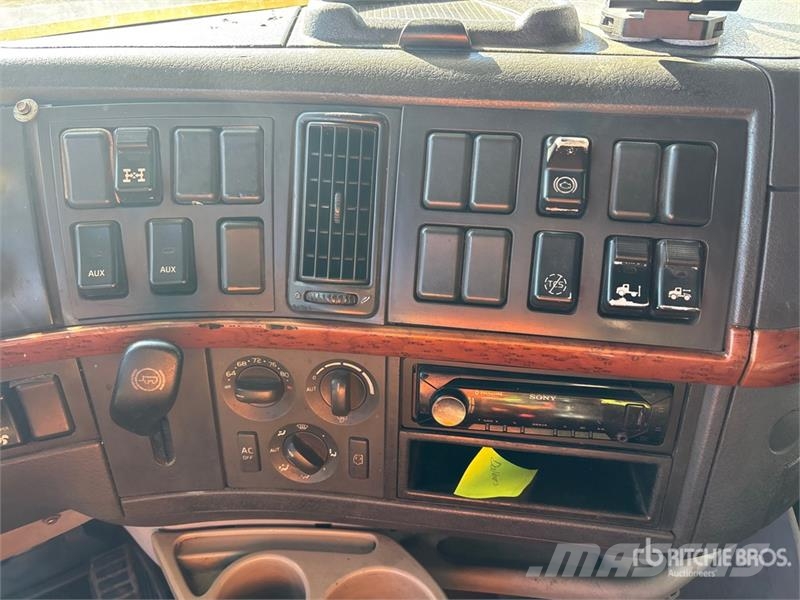 Volvo VNL Traktorske jedinice