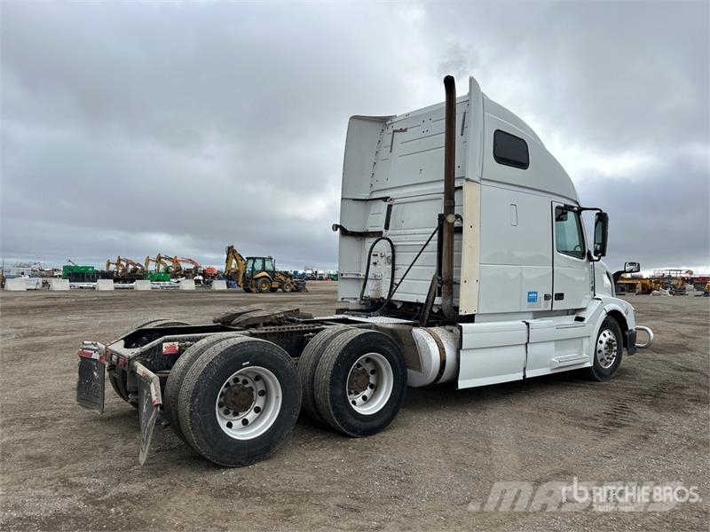 Volvo VNL Trekkers