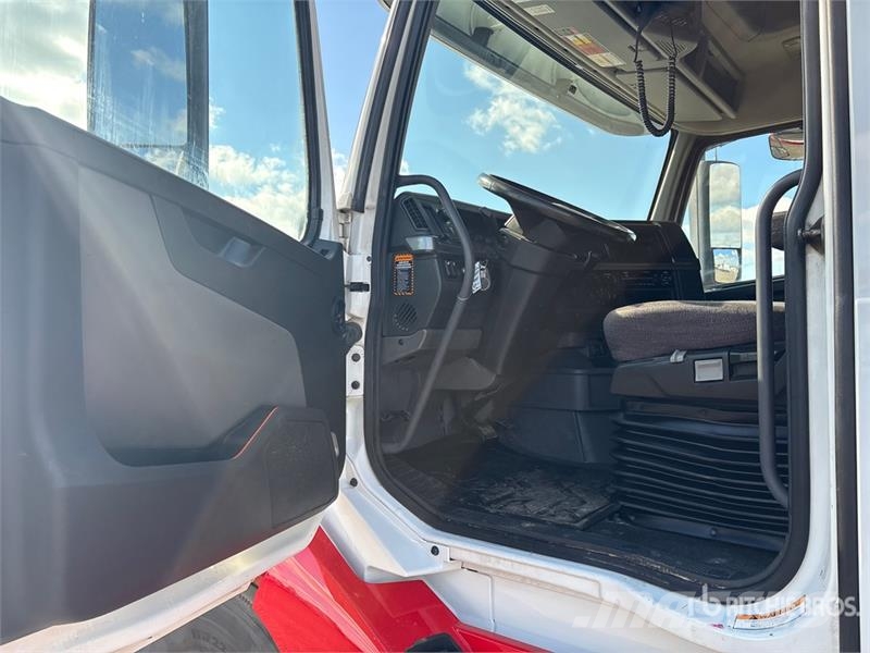 Volvo VNL Sattelzugmaschinen