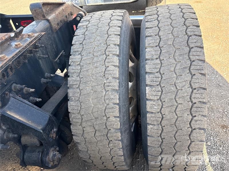 Volvo VNL Sattelzugmaschinen