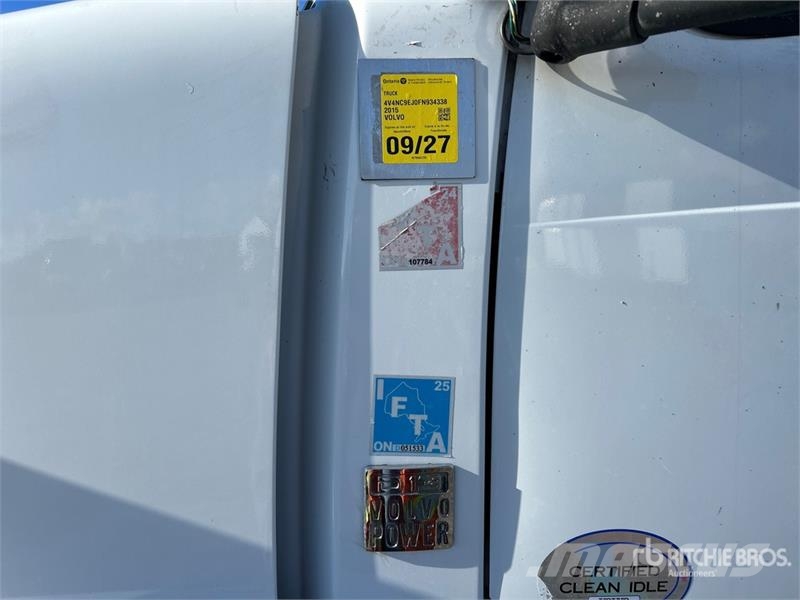 Volvo VNL 牵引车