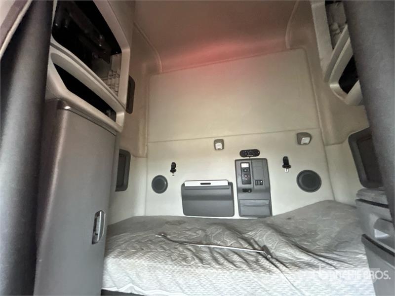 Volvo VNL Tahače