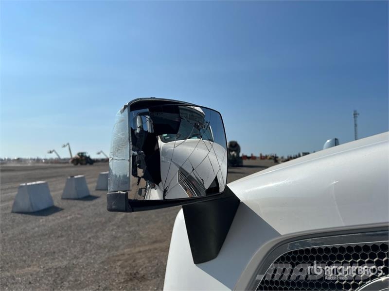 Volvo VNL Dragbilar