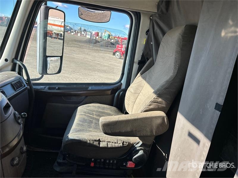 Volvo VNL 牵引车