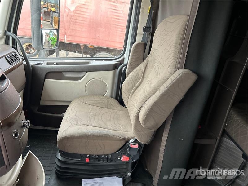 Volvo VNL Cavalos mecânicos