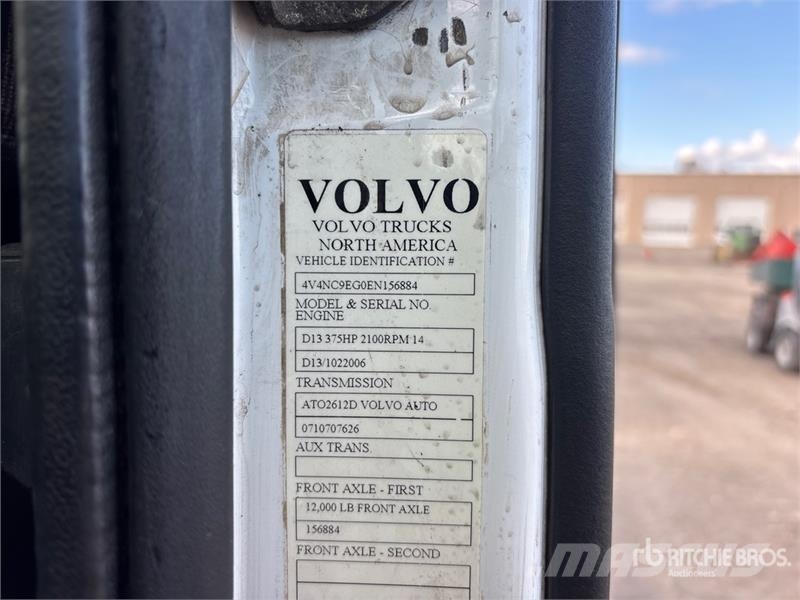 Volvo VNL Sattelzugmaschinen