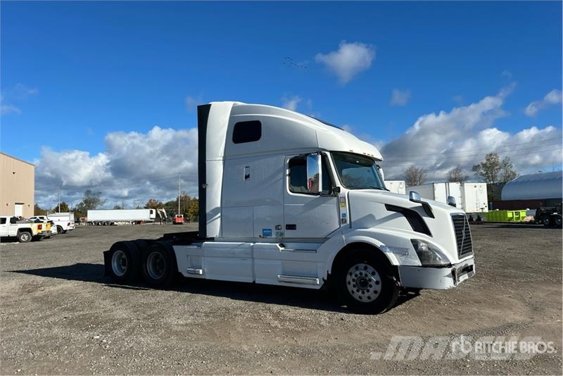 Volvo VNL 牵引车