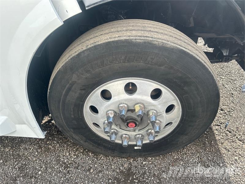 Volvo VNL Motrici e Trattori Stradali