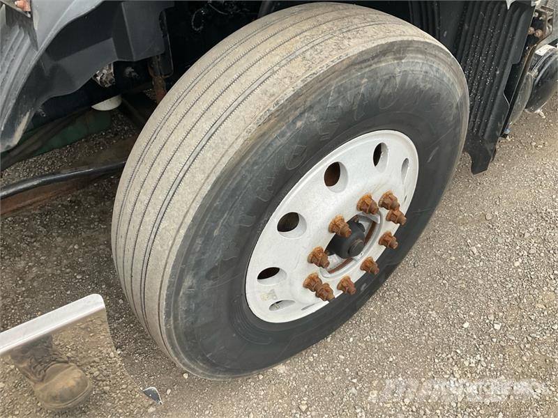 Volvo VNL Motrici e Trattori Stradali