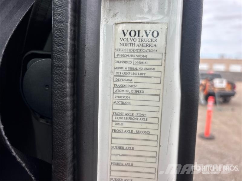 Volvo VNL Vilcēji
