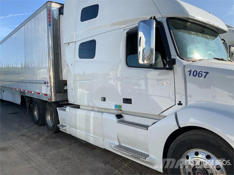 Volvo VNL Motrici e Trattori Stradali