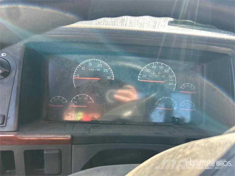 Volvo VNL Nyergesvontatók
