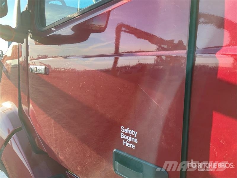 Volvo VNL Tracteur routier