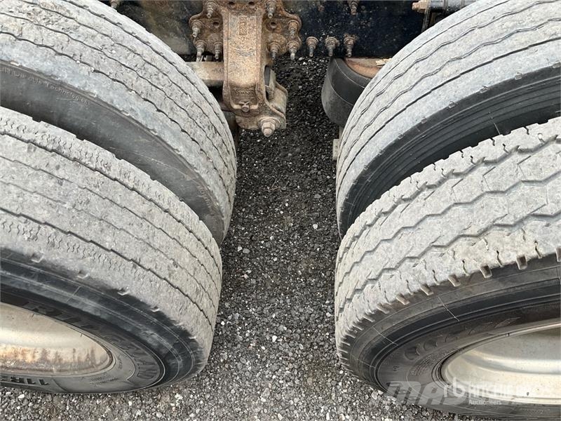 Volvo VNL Motrici e Trattori Stradali