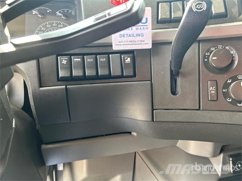 Volvo VNL Motrici e Trattori Stradali