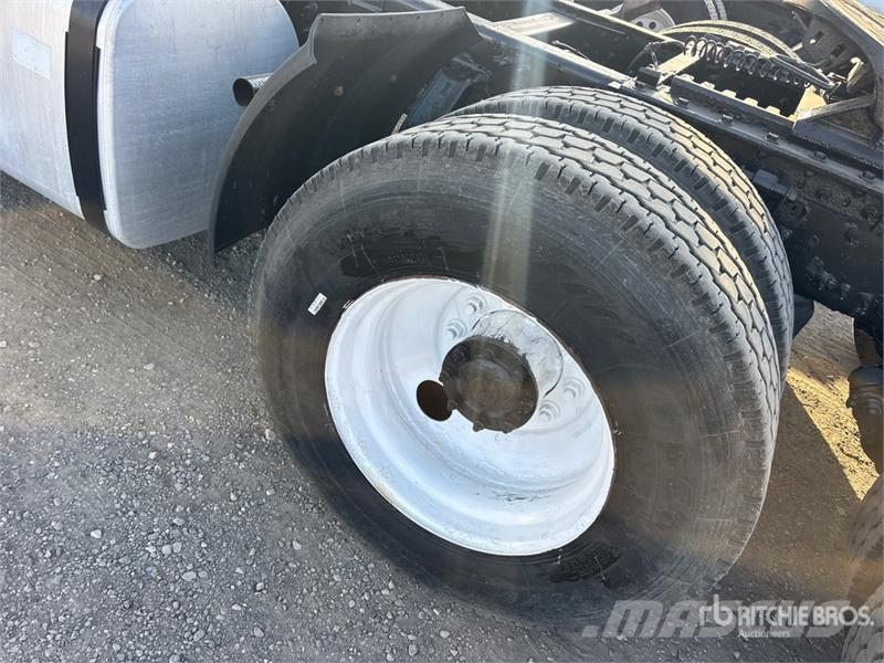 Volvo VNL Sattelzugmaschinen