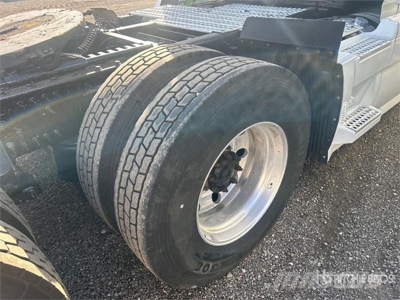 Volvo VNL Motrici e Trattori Stradali