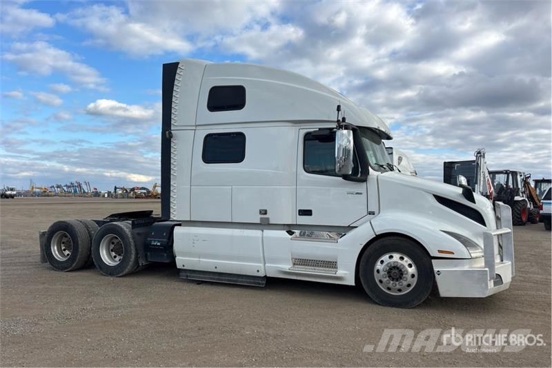 Volvo VNL Sattelzugmaschinen