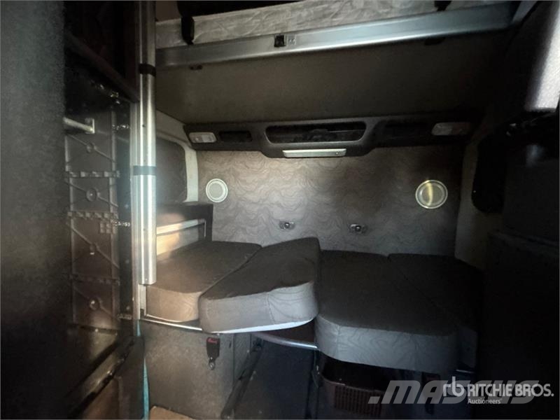 Volvo VNL Ťahače