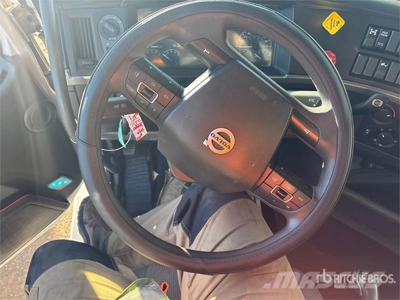 Volvo VNL Sattelzugmaschinen