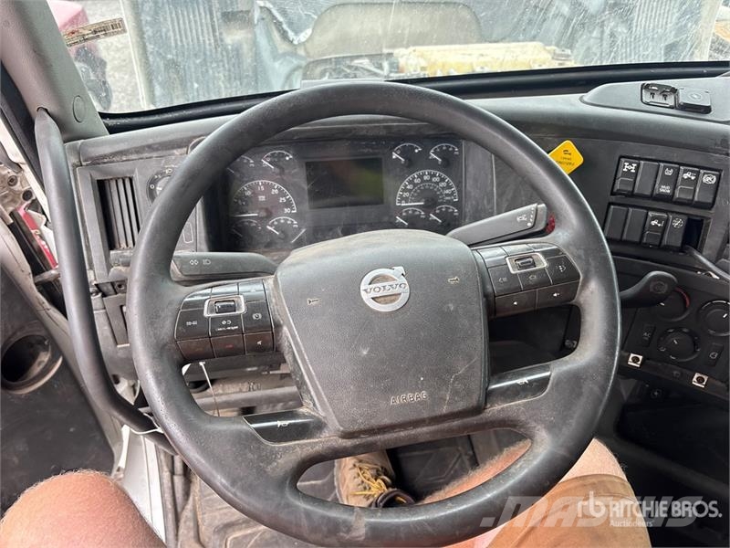 Volvo VNL Vlačilci