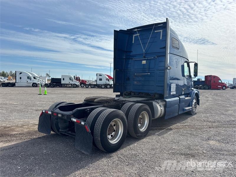 Volvo VNL Camiones tractor