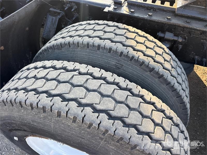 Volvo VNL Sattelzugmaschinen