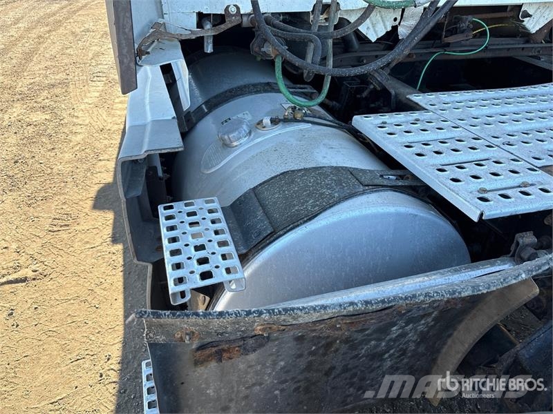 Volvo VNL Τράκτορες