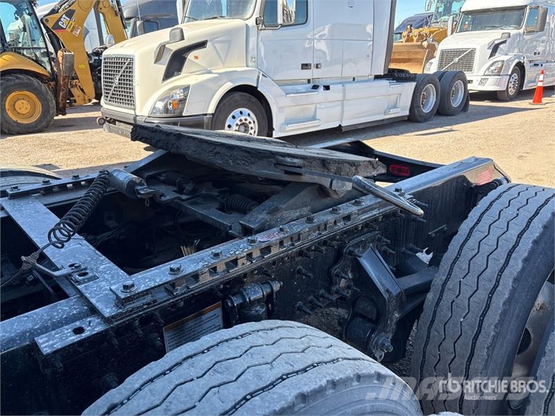 Volvo VNL Cavalos mecânicos