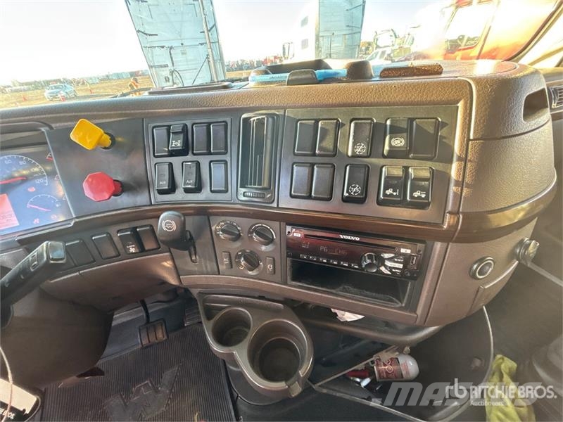 Volvo VNL Ťahače