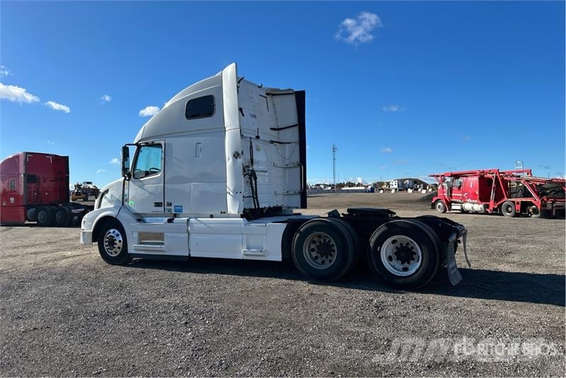 Volvo VNL 牵引车