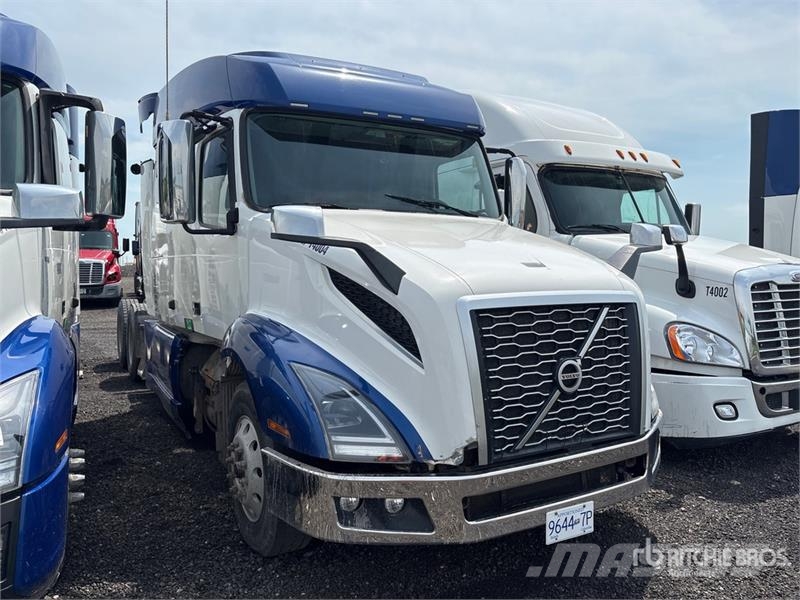 Volvo VNL Tractor Units