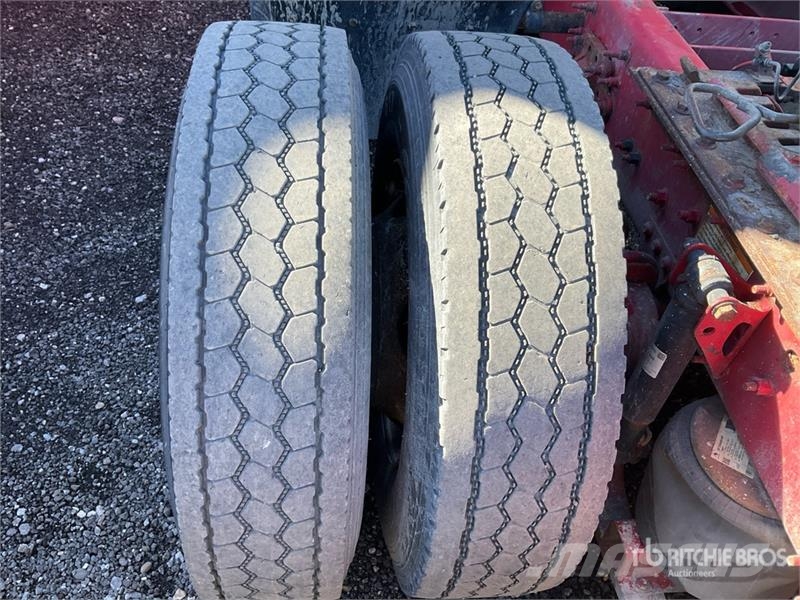 Volvo VNL Tegljači