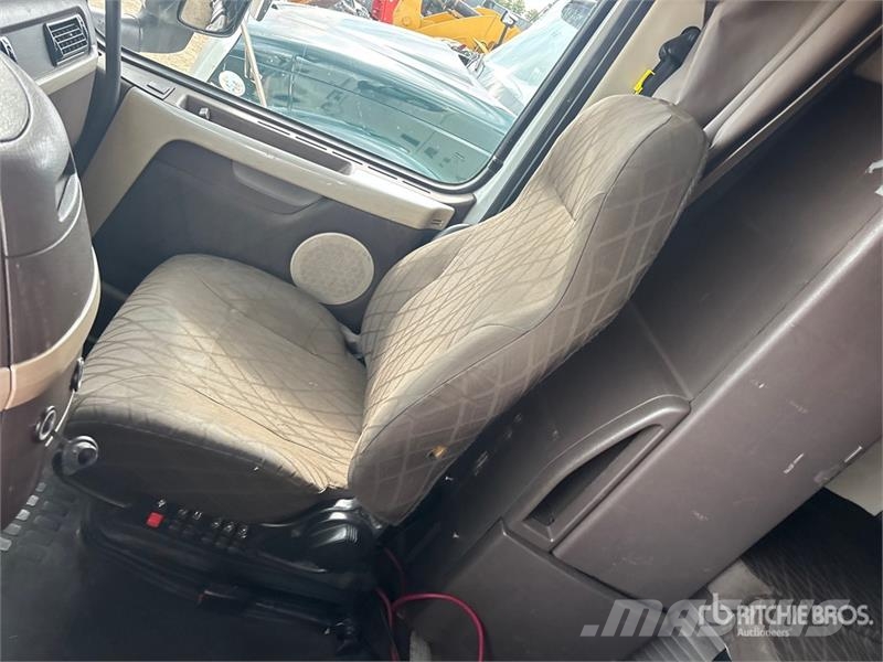 Volvo VNL 牵引车