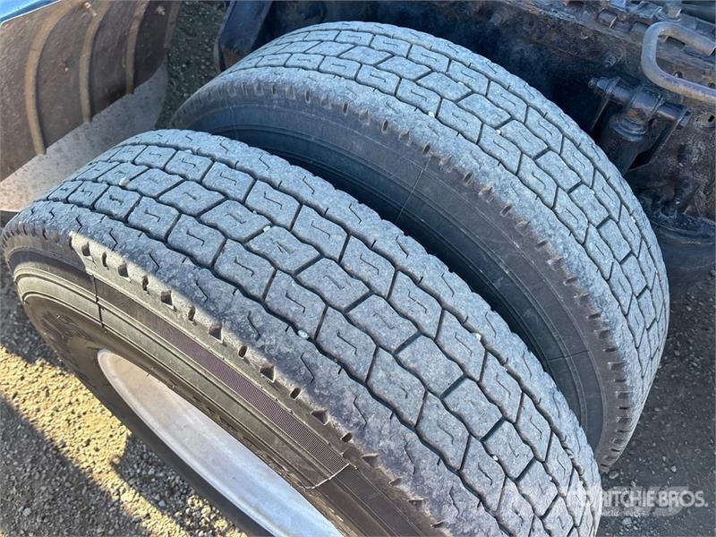 Volvo VNL Traktorske jedinice