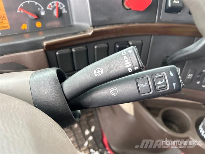 Volvo VNL Tegljači