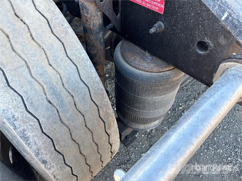 Volvo VNL Τράκτορες