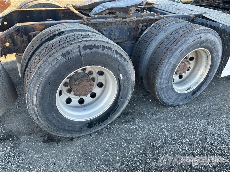 Volvo VNL Nyergesvontatók