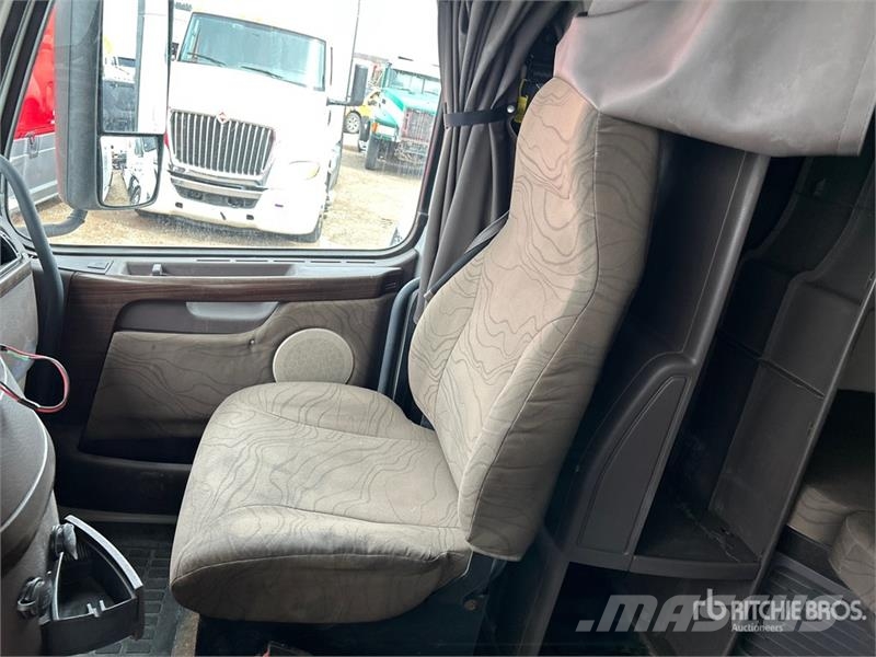 Volvo VNL Prime Movers
